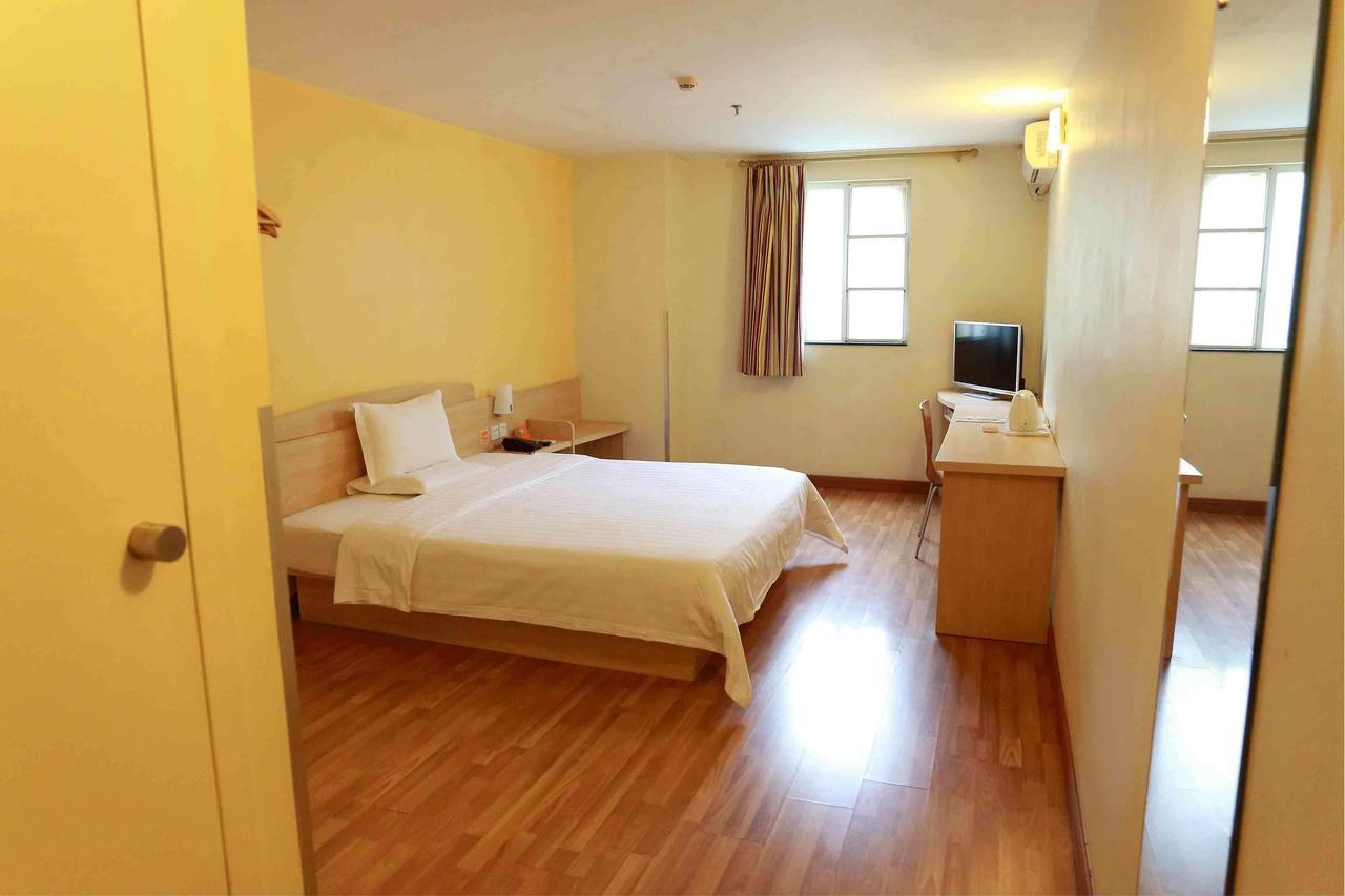 7Days Inn Wuhan Zhuankou Development Zone Jianghan University חדר תמונה