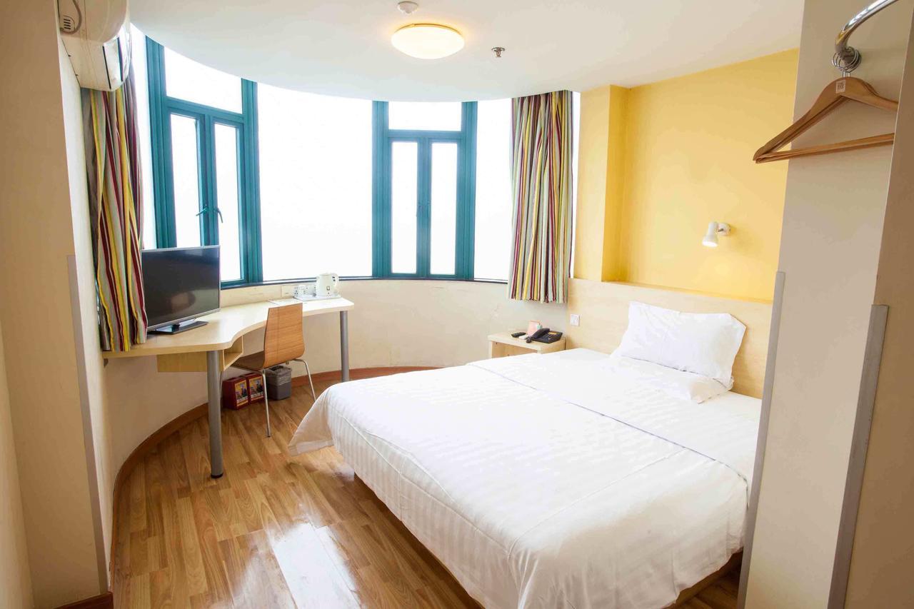 7Days Inn Wuhan Zhuankou Development Zone Jianghan University חדר תמונה
