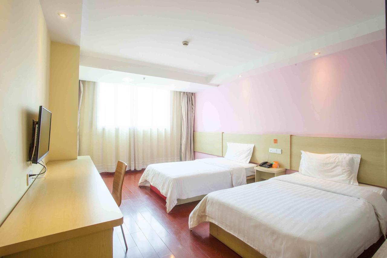 7Days Inn Wuhan Zhuankou Development Zone Jianghan University חדר תמונה