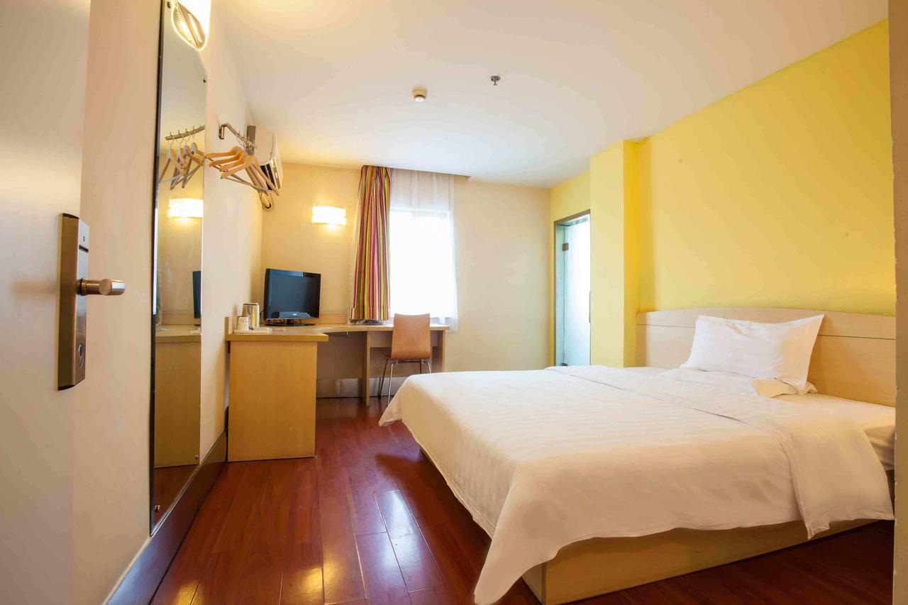 7Days Inn Wuhan Zhuankou Development Zone Jianghan University חדר תמונה