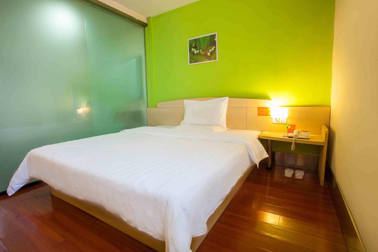 7Days Inn Wuhan Zhuankou Development Zone Jianghan University חדר תמונה
